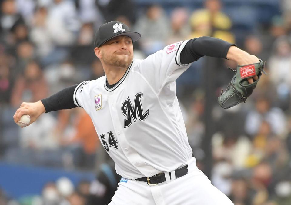 　ソフトバンク打線を相手に力投するボス（撮影・佐藤厚）