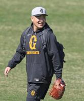 　笑顔を見せる田中将（撮影・中田匡峻）