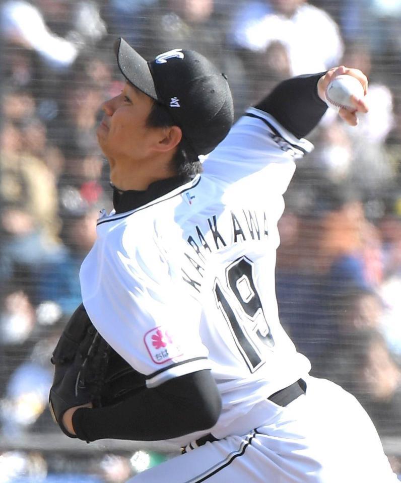 　４回から２番手で登板した唐川（撮影・佐藤厚）