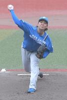 　先発マウンドに立つ金村（撮影・佐藤厚）