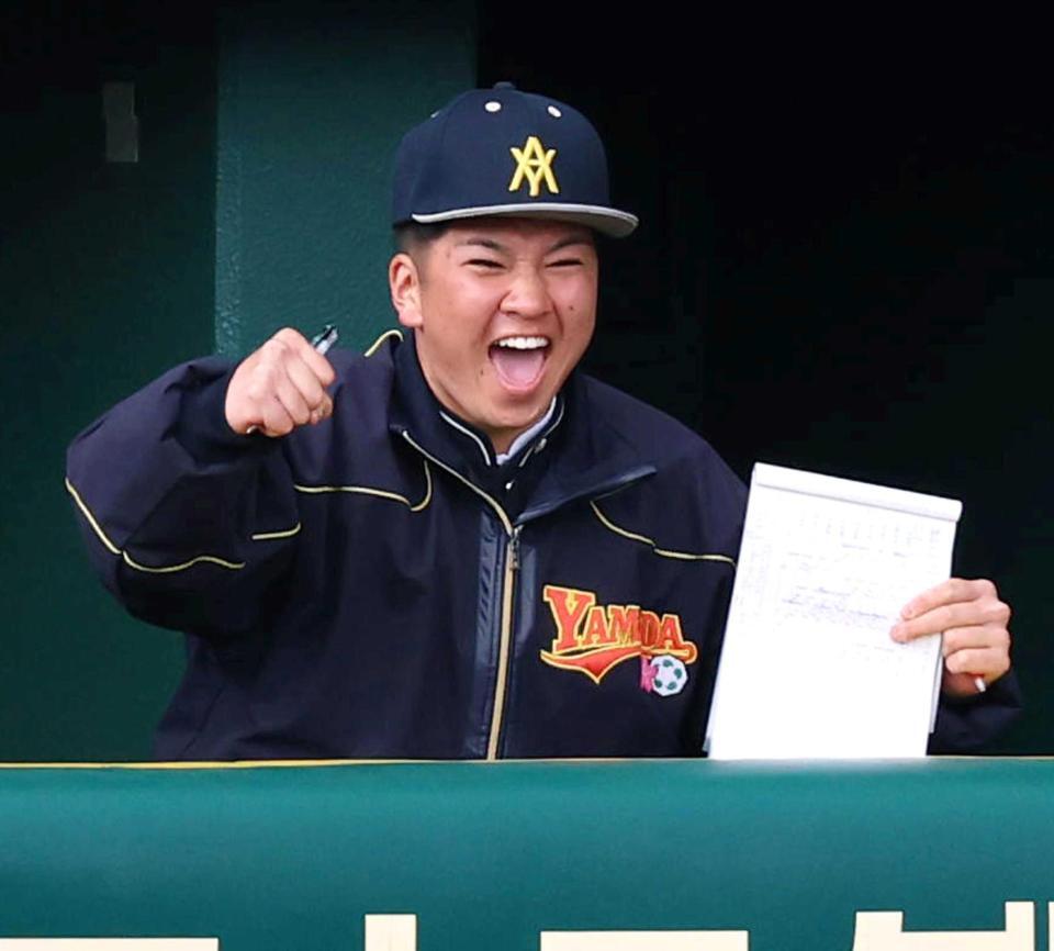 青森山田スポーツウェア NBCS U-16]青森山田MF坂本が決勝で同点アシスト、FW石井は攻撃の