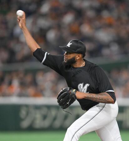 　７回から登板したゲレーロ（撮影・伊藤笙子）