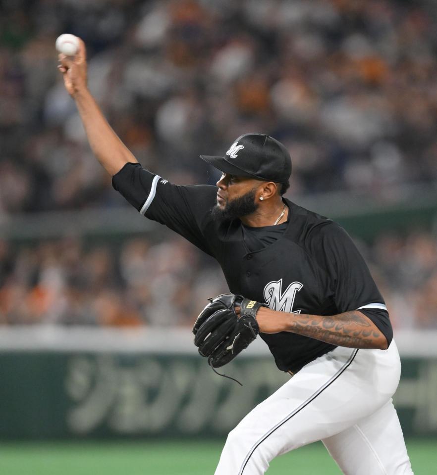 　７回から登板したゲレーロ（撮影・伊藤笙子）