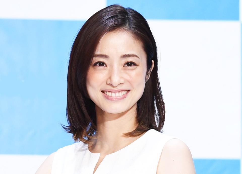 上戸彩 サインボール 始球式 記念グッズ