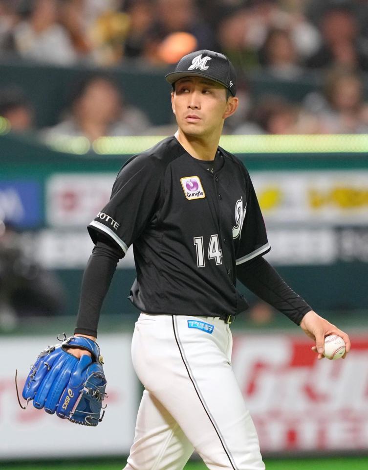 　３回、山川に先制二塁打を許した小島