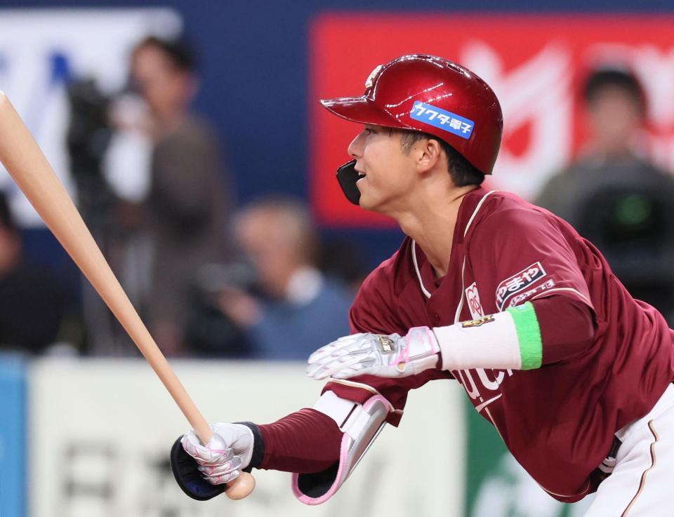 　７回、二ゴロに倒れる宗山（撮影・立川洋一郎）