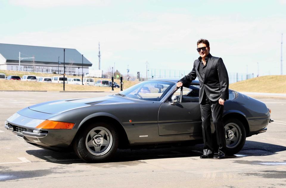 　エリック・クラプトンの愛車だったフェラーリ・デイトナで球場入りした新庄監督