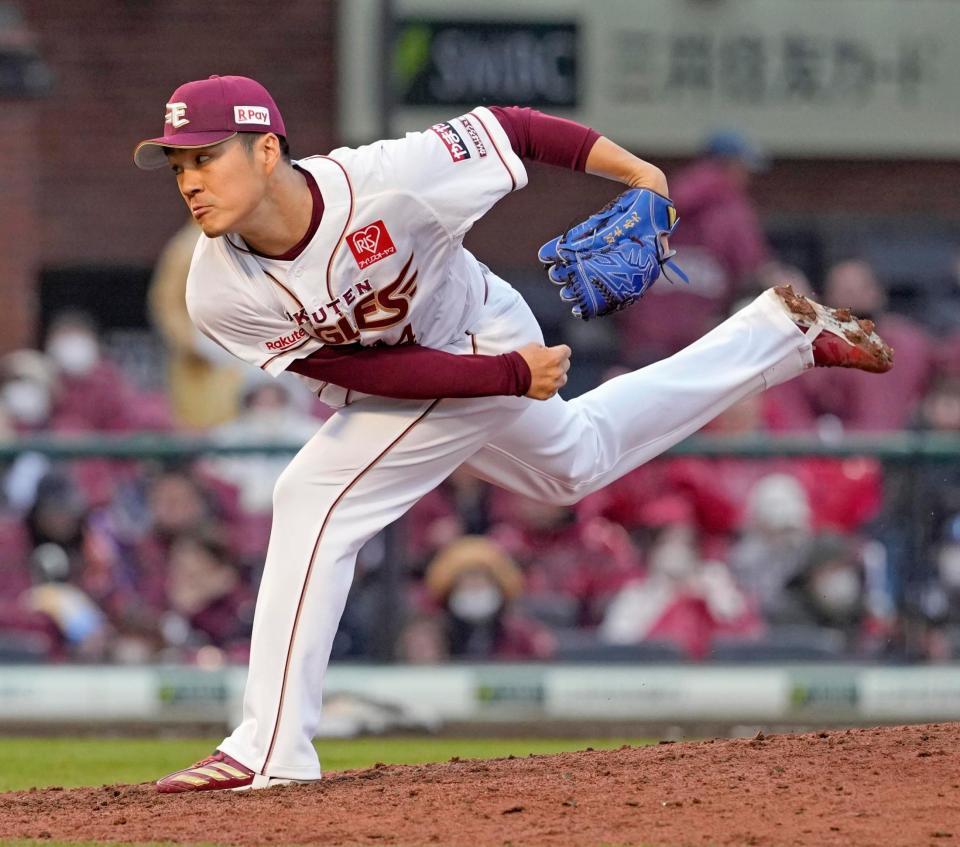 　９回に登板し今季初セーブを挙げた則本