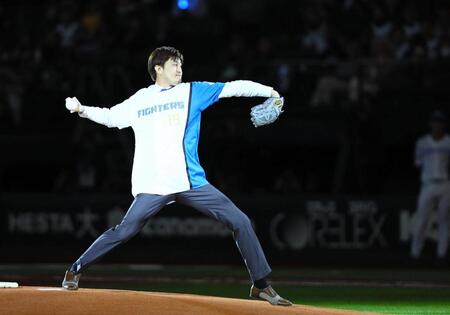 古巣が粋な計らい 元日本ハム&オリックス・増井浩俊氏がファイナルピッチセレモニー 捕手役は鶴岡慎也氏