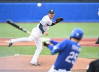 　１回、奥川は石川昂に中前適時打を打たれる（撮影・佐藤厚）