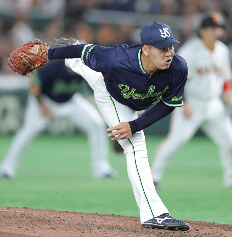 　巨人戦で力投する荘司＝３月２９日