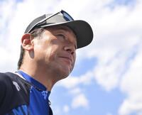 　試合前、ブランコ氏死去について触れる三浦監督（撮影・伊藤笙子）