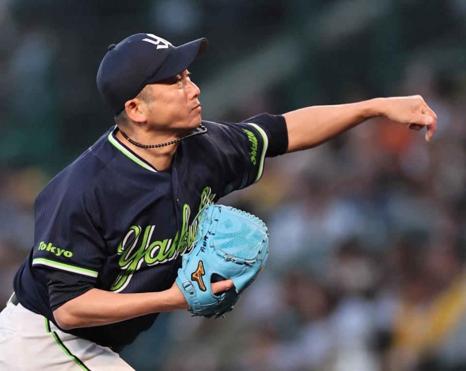 　先発し、投げ込む石川（撮影・田中太一）