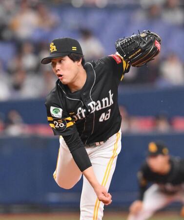 　６回、２番手で登板する藤井（撮影・西田忠信）
