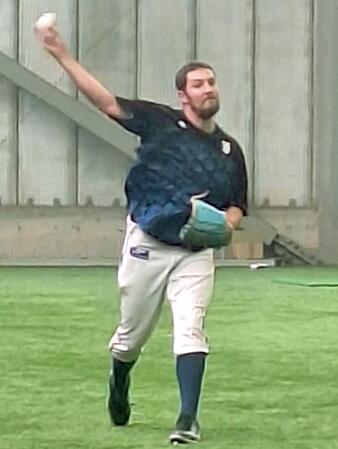 　登板へ向け調整するバウアー