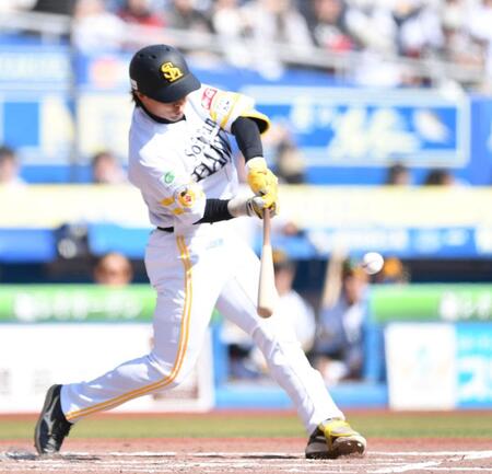 ソフトバンク　主力離脱も８得点　先制打の佐藤直がプロ初の猛打賞　小久保監督「続けないと」