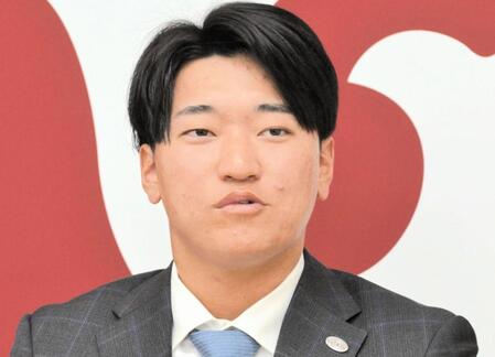 【写真】巨人　支配下を勝ち取った巨人・笹原　目標の選手に挙げたのは