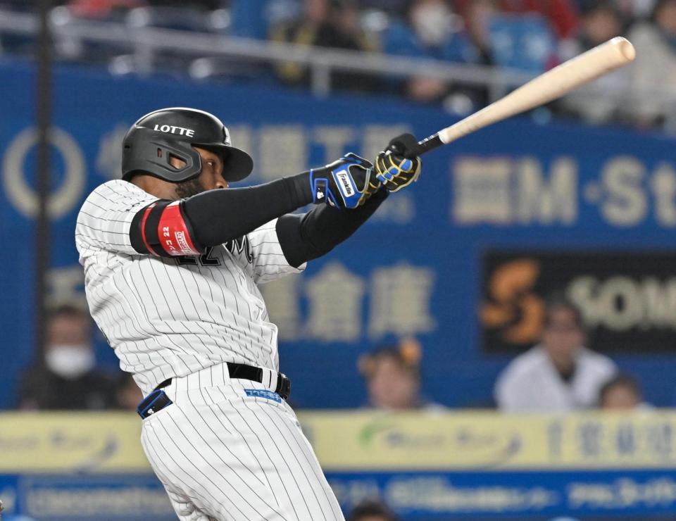 　１回、ポランコが右越えに先制ソロを放つ