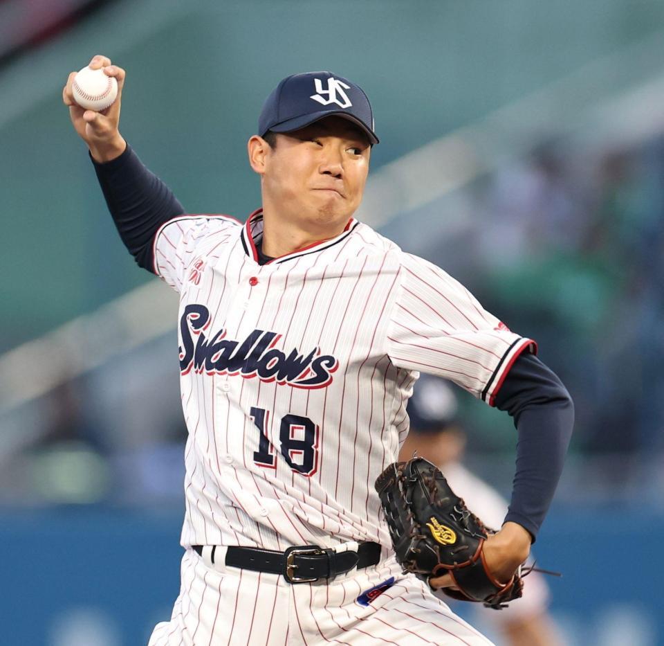 　力投する先発の奥川（撮影・中田匡峻）