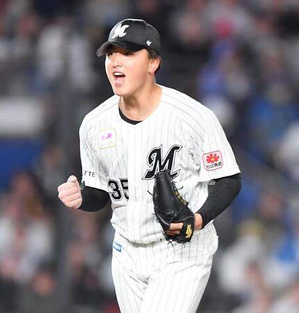 　７回、石井を三振に仕留めガッツポーズを決める田中晴（撮影・開出牧）