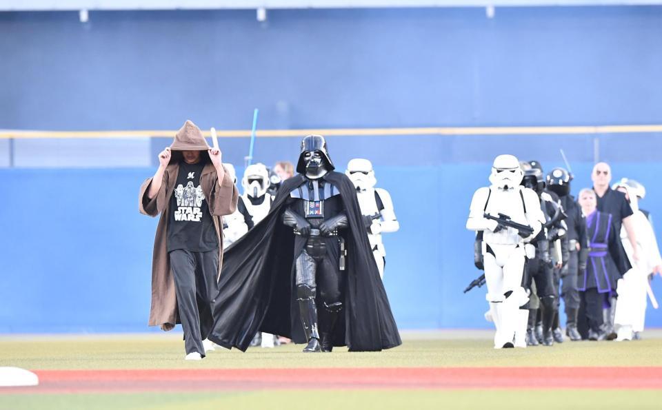 ジェダイのガウンをまとっていたのは スター・ウォーズファンの