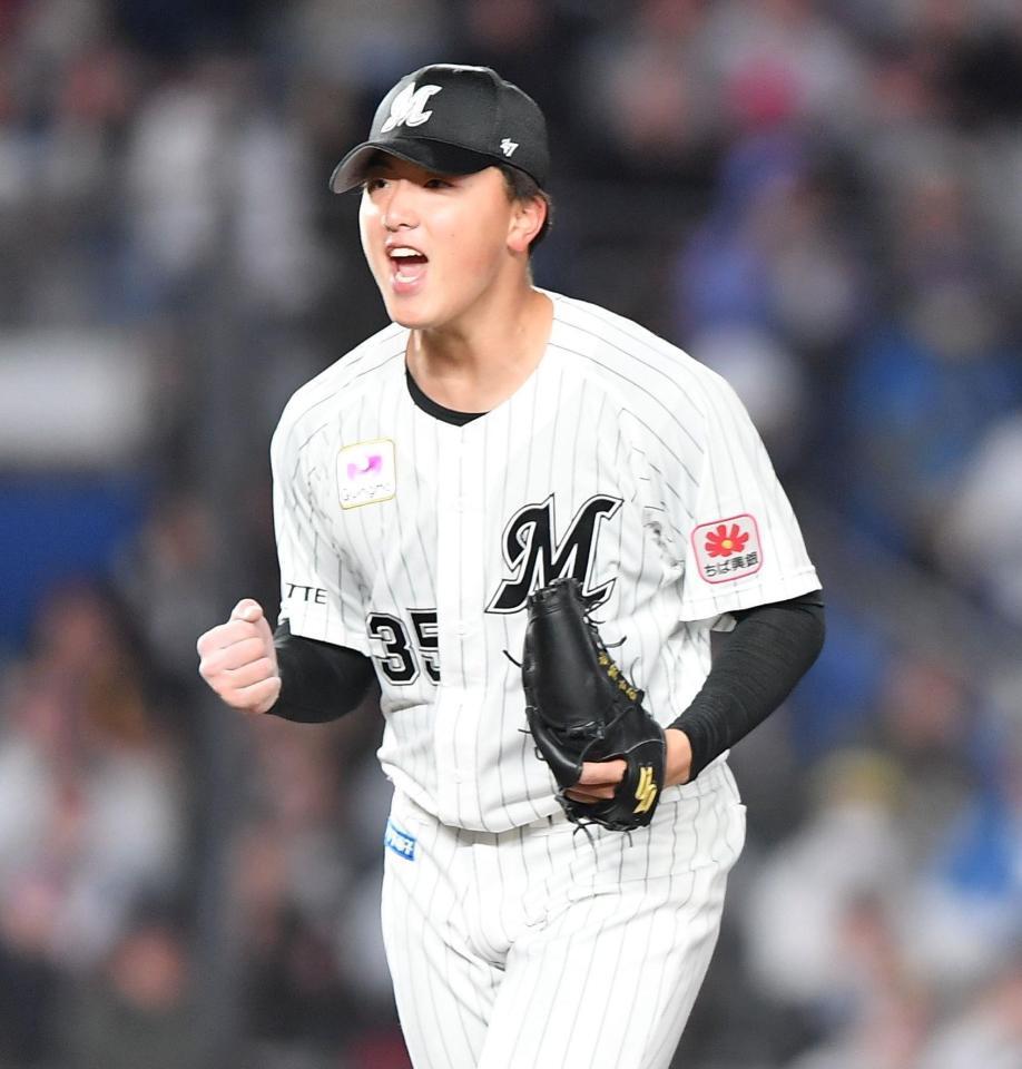 　７回、石井を三振に仕留めガッツポーズを決める田中晴（撮影・開出牧）