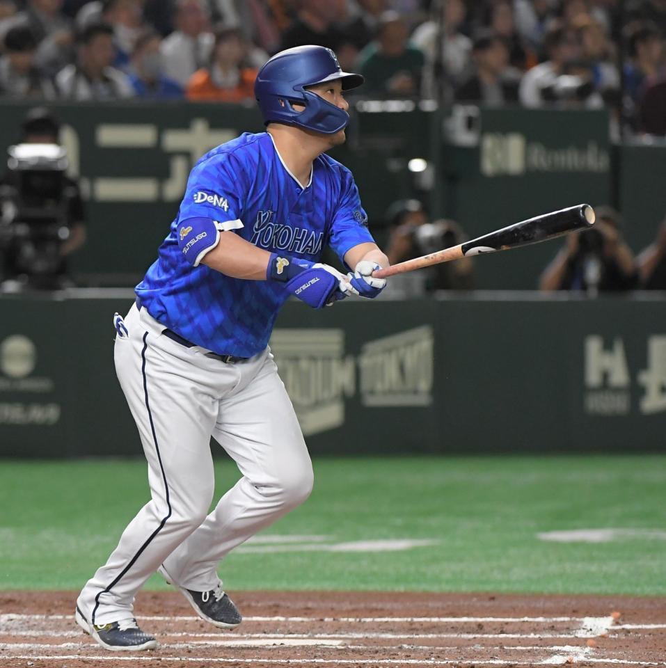 　３回、筒香は右越えに１号ソロを放つ