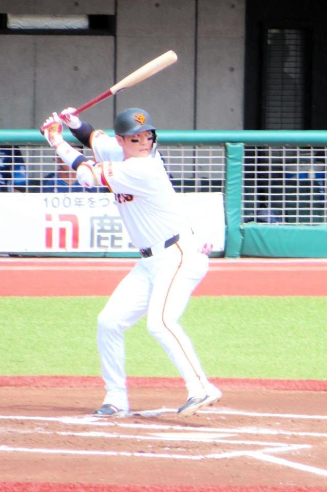 　２軍戦に出場した坂本