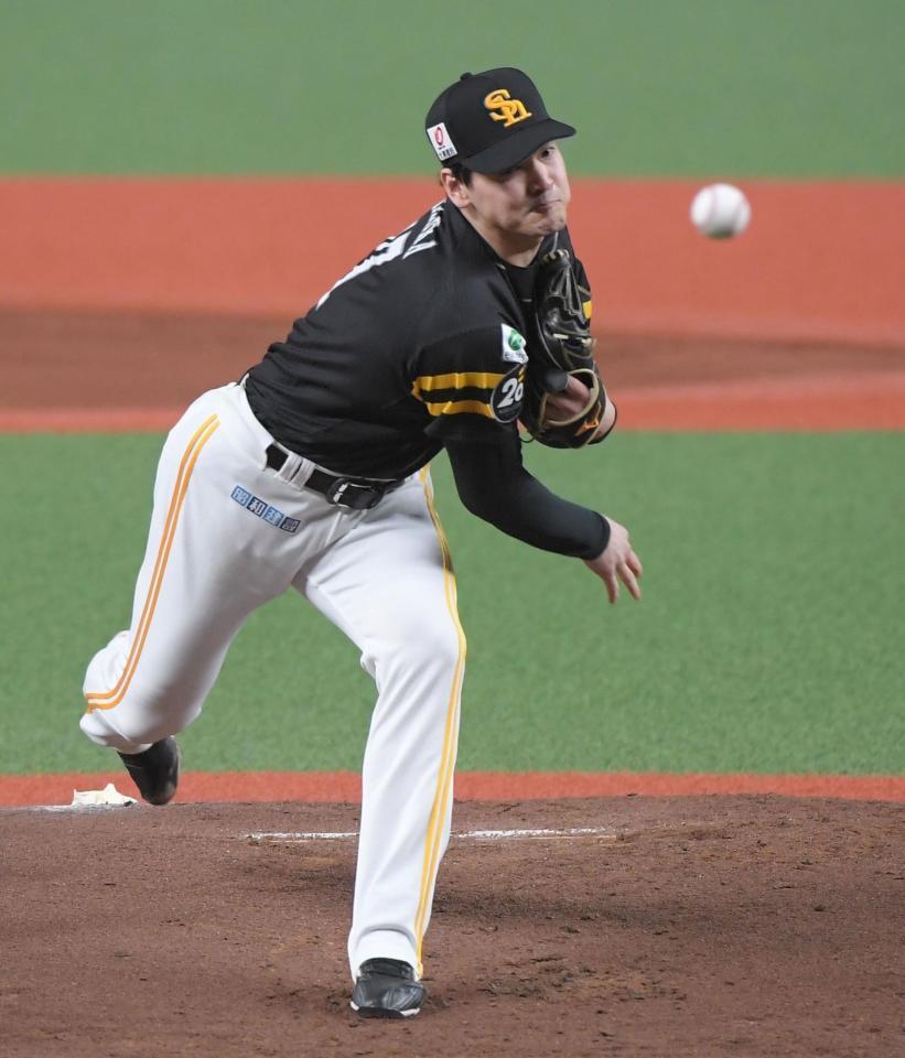 　西武打線を相手に力投する有原（撮影・佐藤厚）