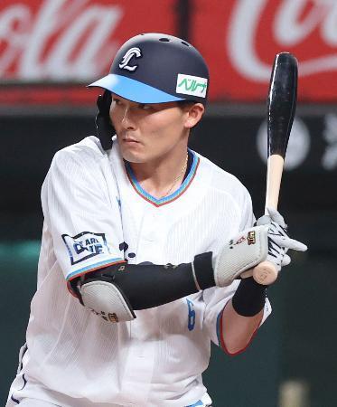 西武の源田、魚雷バットを使用　「大きな差は感じず」