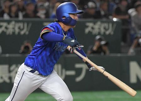 DeNA・度会が今季1号 開幕7試合無失点の中日セットアッパー・マルテ撃ち! 155キロとらえる