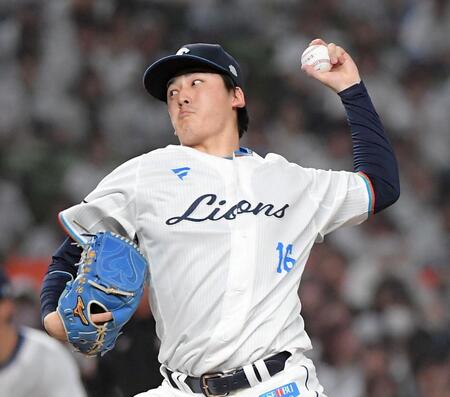 　ソフトバンク打線に立ち向かう隅田（撮影・佐藤厚）