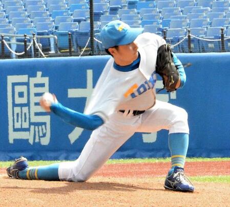 元ロッテ・渡辺俊介氏の長男　東大のサブマリン渡辺向輝が２失点完投　始球式には元中日・井手峻氏