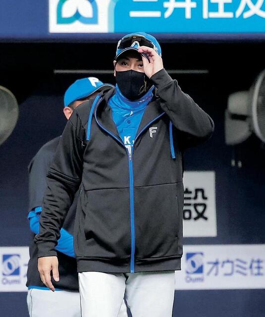 新庄監督　中日・井上監督のパフォ称賛