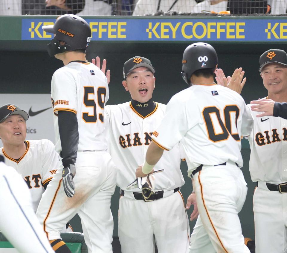 　今季平均年俸で巨人が２年ぶりにトップに