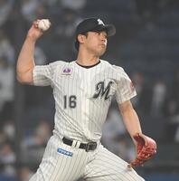 　西武打線に立ち向かう種市（撮影・佐藤厚）