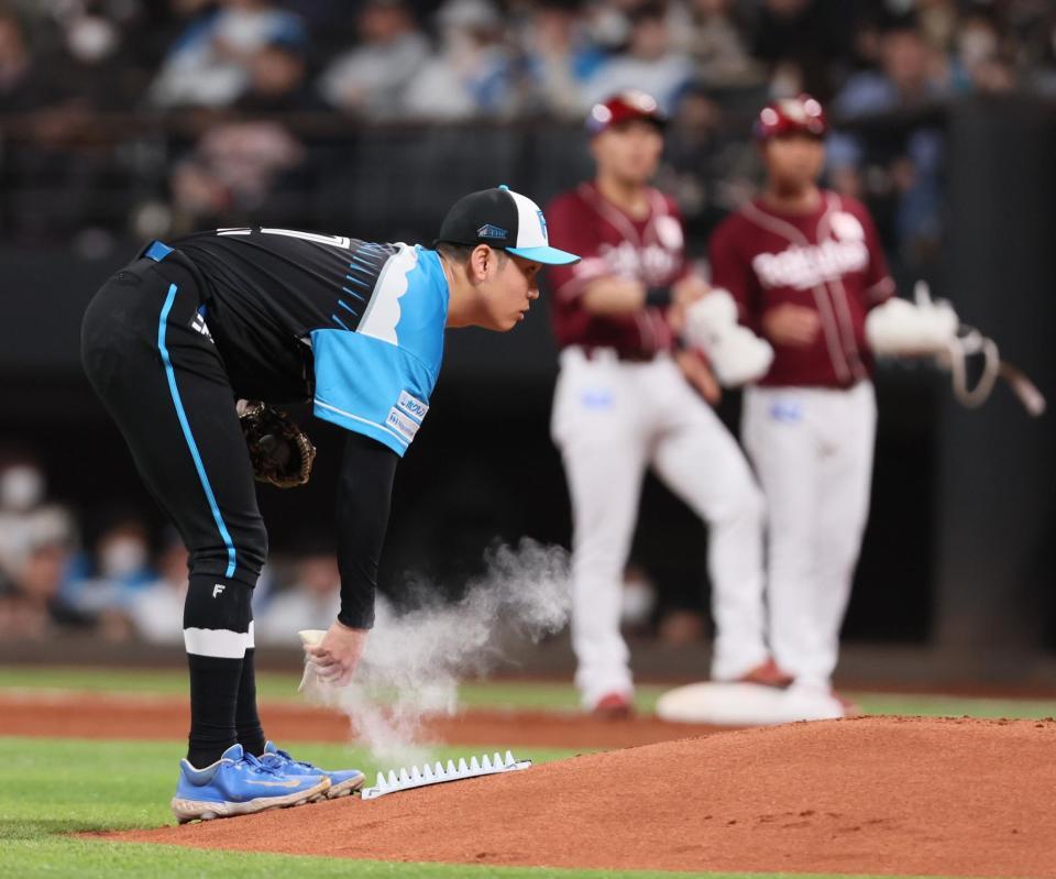 　１回、３点を失った古林（撮影・中島達哉）