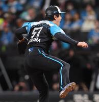 　６回、声を上げながら力投する北山（撮影・中島達哉）