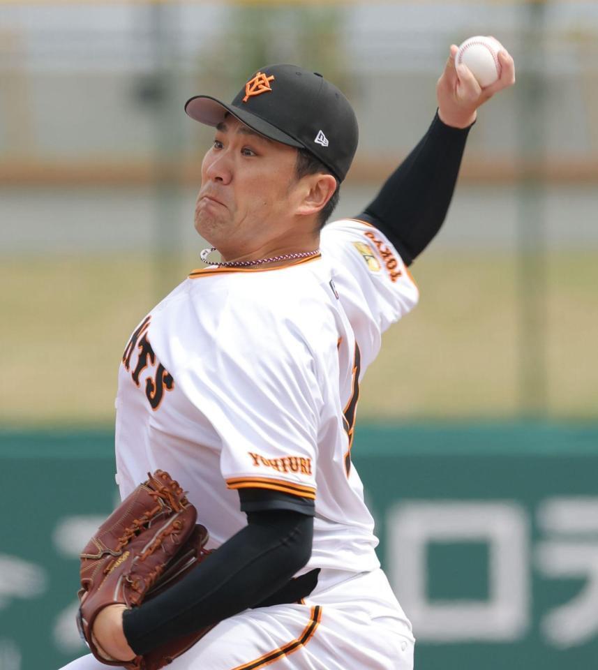 　先発し、力投する田中将（撮影・西岡正）