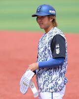 　１軍に合流した石上（撮影・伊藤笙子）