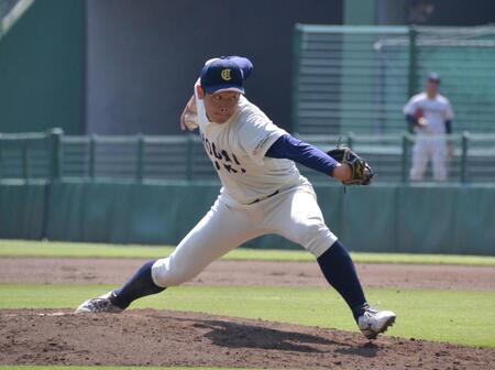 先発して力投する大商大・鈴木