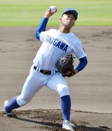 今秋ドラフト候補右腕の滝川・新井にプロ9球団熱視線 自己最速152キロ!巨人スカウト「二刀流の可能性を秘めている」