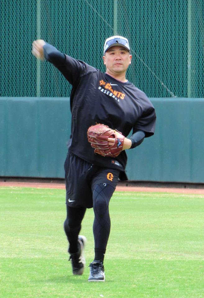 　５月１日の広島戦へ向けて調整する田中将