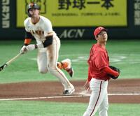 　６回、キャベッジに同点ソロを浴びる森浦（撮影・金田祐二）