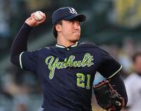 　先発し投げ込む吉村（撮影・田中太一）