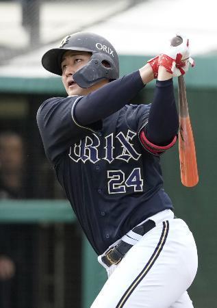 楽０-７オ（３日）　紅林が２安打２打点
