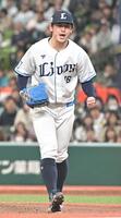 　オリックス戦でディアスを空振りの三振に仕留め吠える隅田＝４月２６日