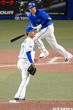 　４回、山本に逆転の２点打を許した金丸