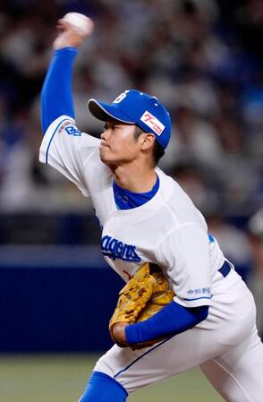 　７回に２番手で登板した根尾