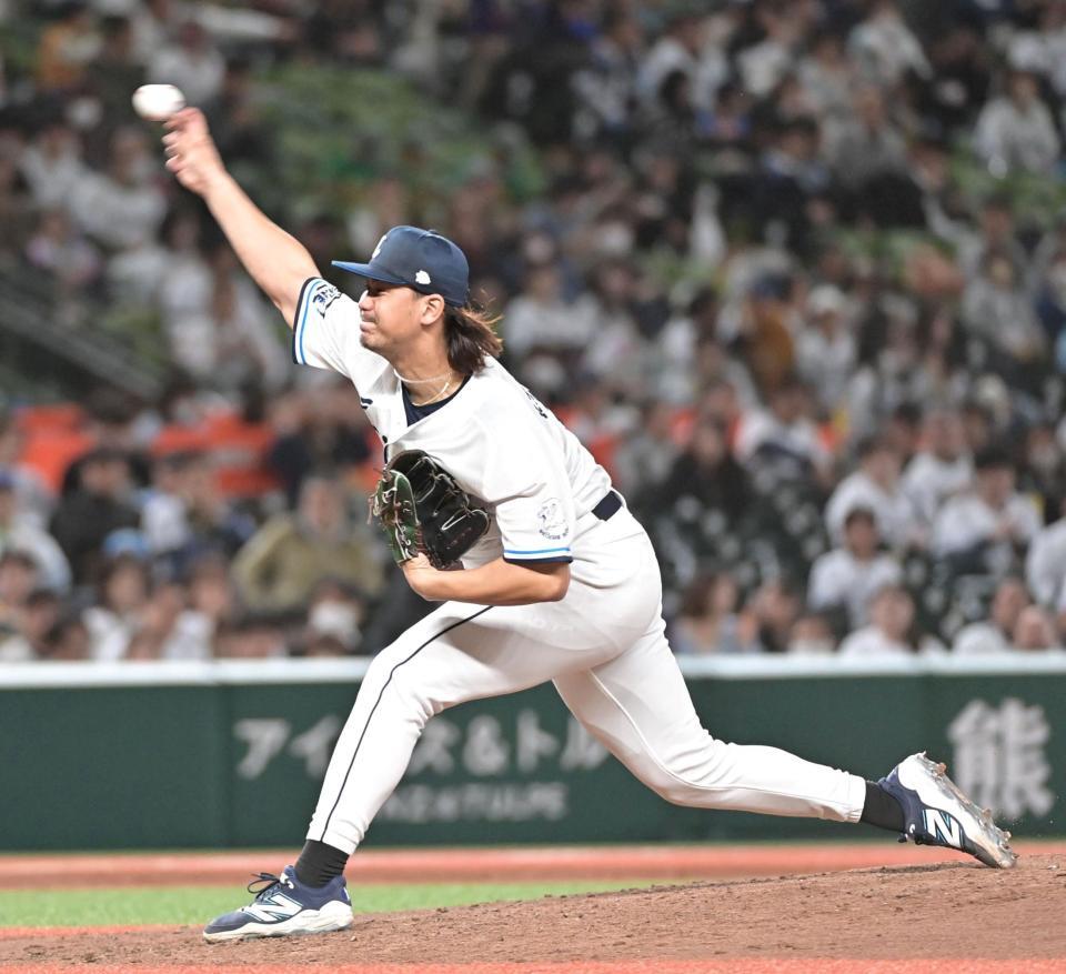 　力投を続ける高橋（撮影・持木克友）